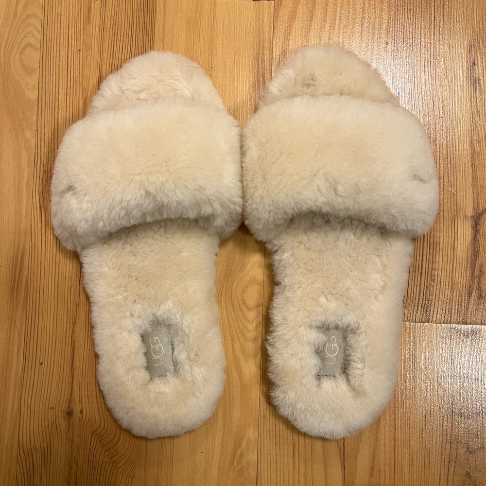 UGG Fluff Slide Sheepskin Slippers - Picture 4 of 7